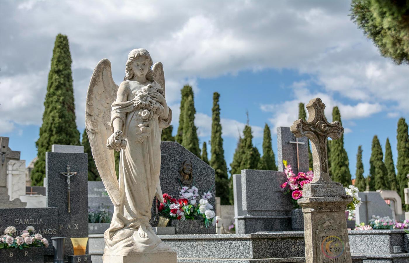 Co oznacza sen o cmentarzu