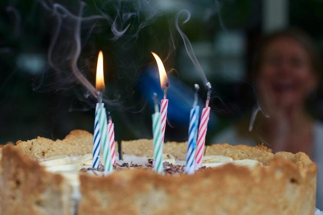 Spóźnione życzenia urodzinowe