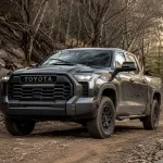 Toyota Tundra 4x4 – jak przygotować pick-up do jazdy terenowej i codziennej eksploatacji