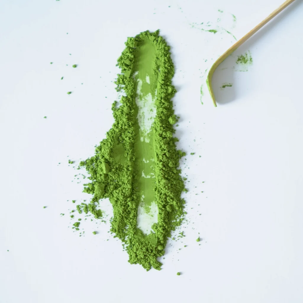 Matcha ceremonialna: 5 cech, po których poznasz dobrą jakość (i 3 sygnały ostrzegawcze)